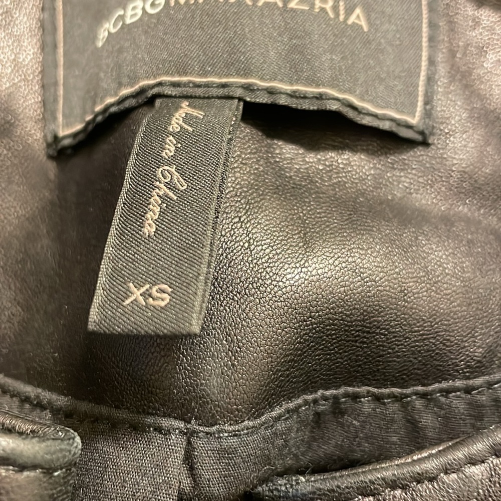 Cropped jacket - Picture 6 of 7
